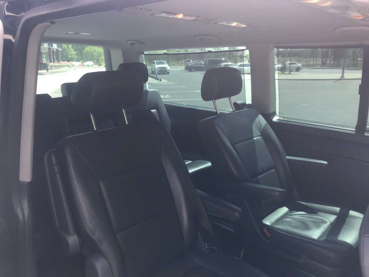 Volkswagen-Multivan-6